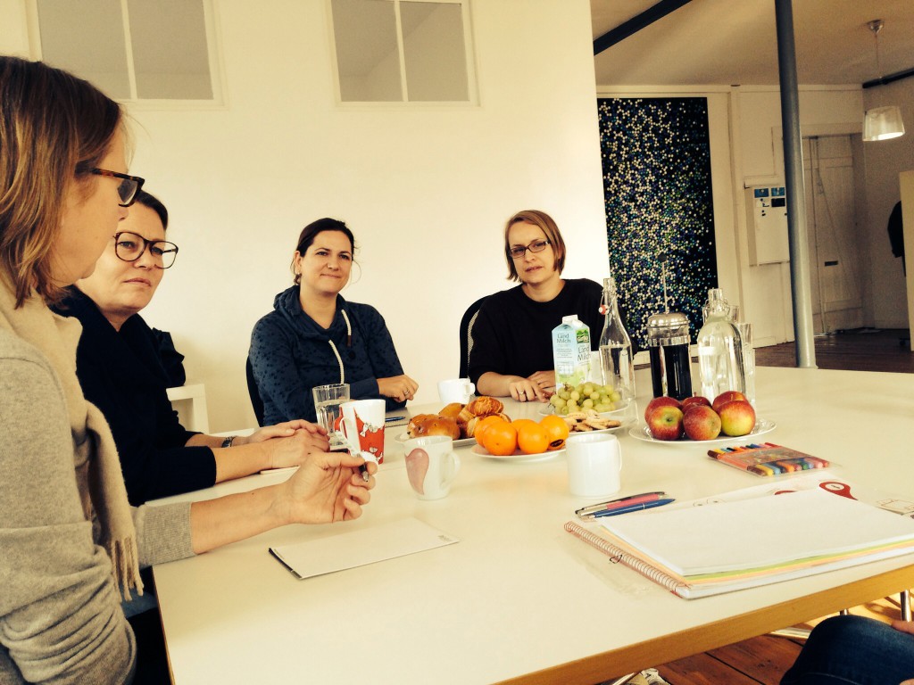 Kollegiales Coaching: Danach sind wir schlauer (li im Bild: Esther) (c) Verena Carl