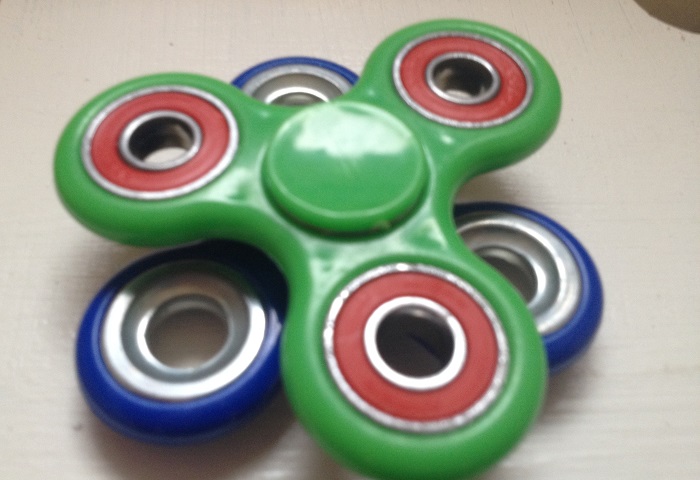 Trendspielzeug Fidget Spinner -der neueste Trend im Kinderzimmer